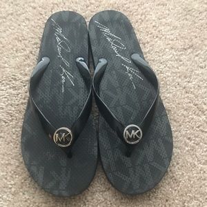 Michael Kors Flip Flop Size 10